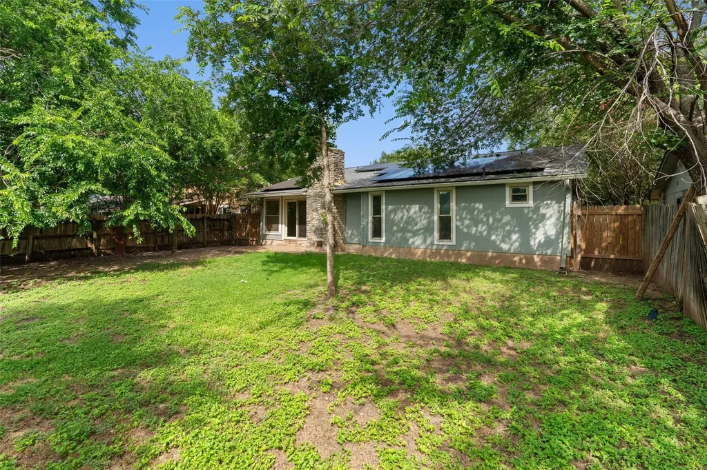4809 Bayside Drive Austin TX 78744