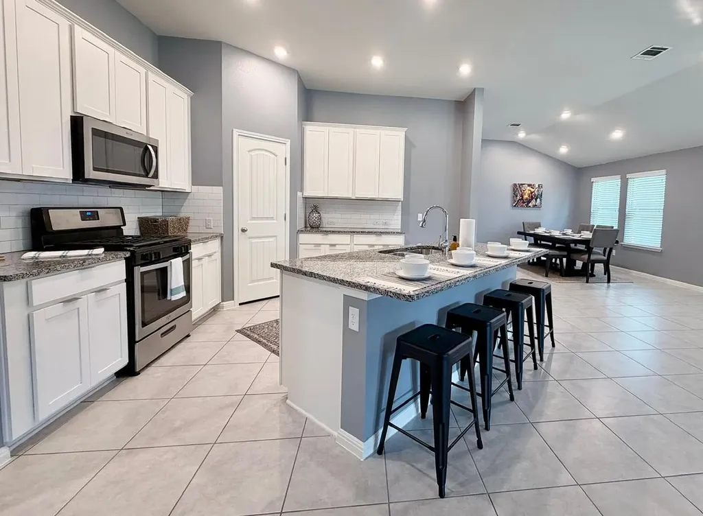 1005 Sundrops Street Leander TX 78641