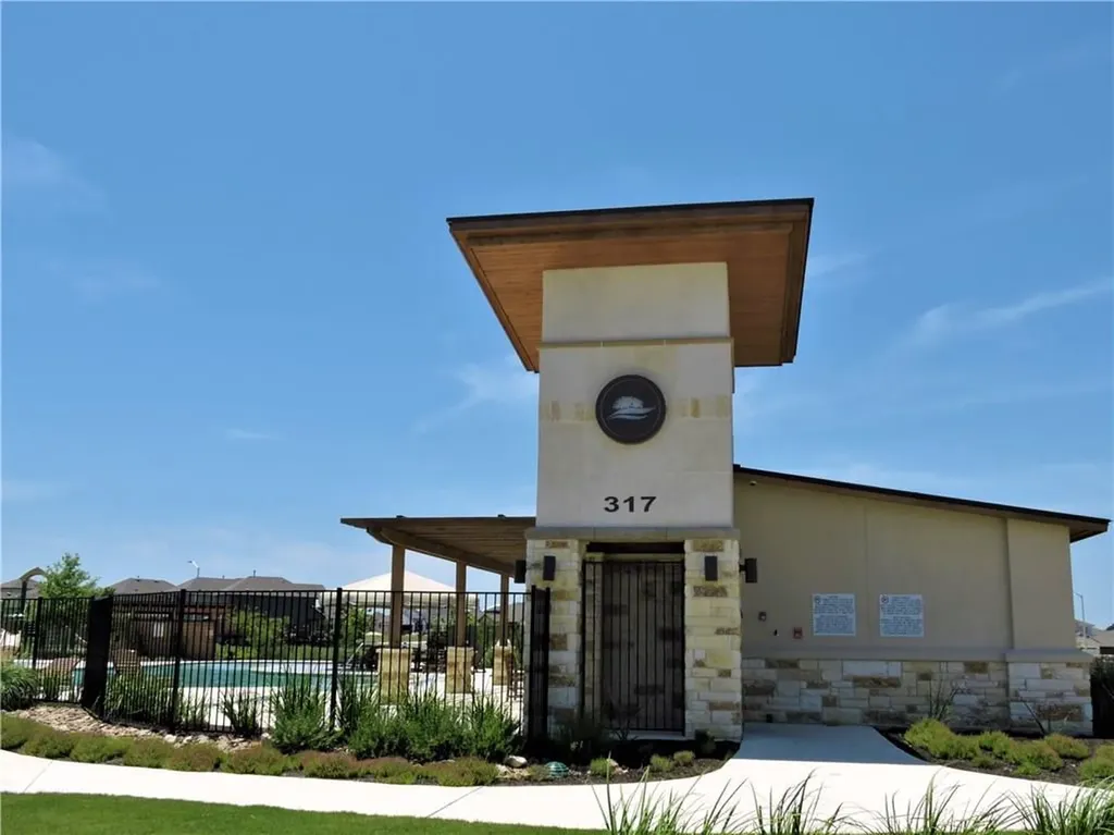 1005 Sundrops Street Leander TX 78641