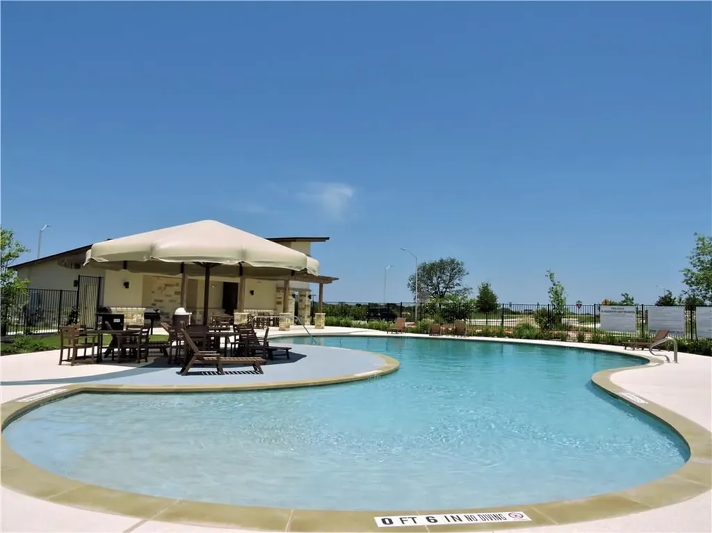1005 Sundrops Street Leander TX 78641