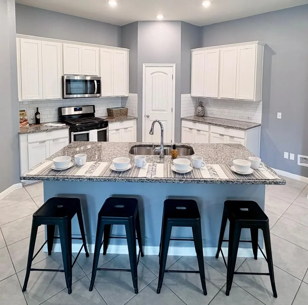 1005 Sundrops Street Leander TX 78641