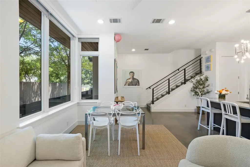 2118 Brackenridge Street Austin TX 78704