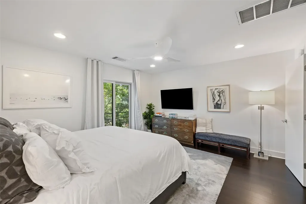 2118 Brackenridge Street Austin TX 78704