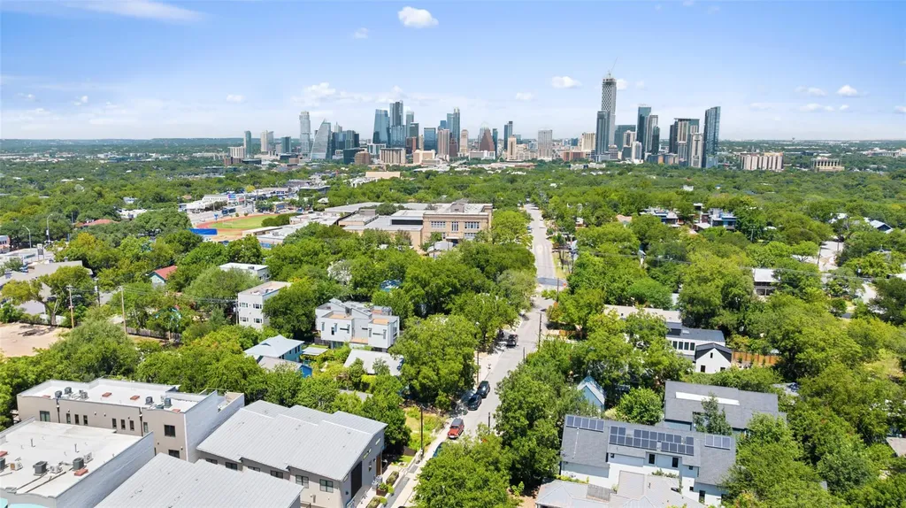 2118 Brackenridge Street Austin TX 78704