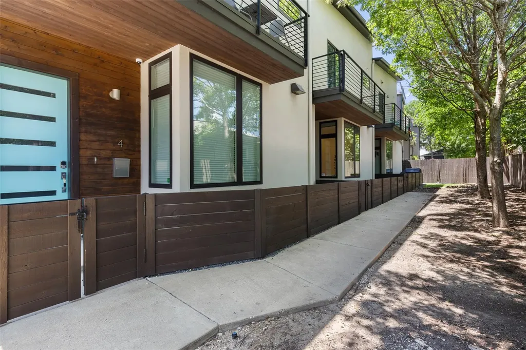 2118 Brackenridge Street Austin TX 78704