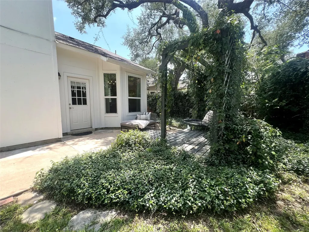 2906 Garvey Cove Austin TX 78748