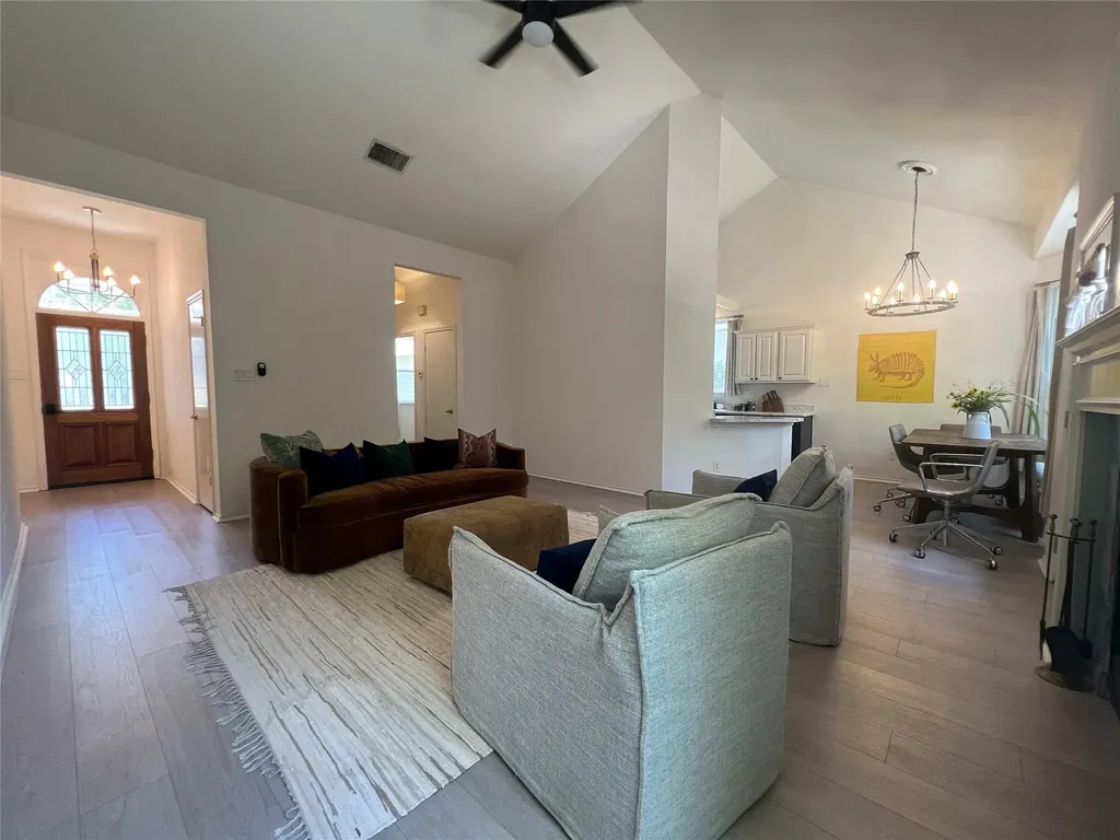 2906 Garvey Cove Austin TX 78748
