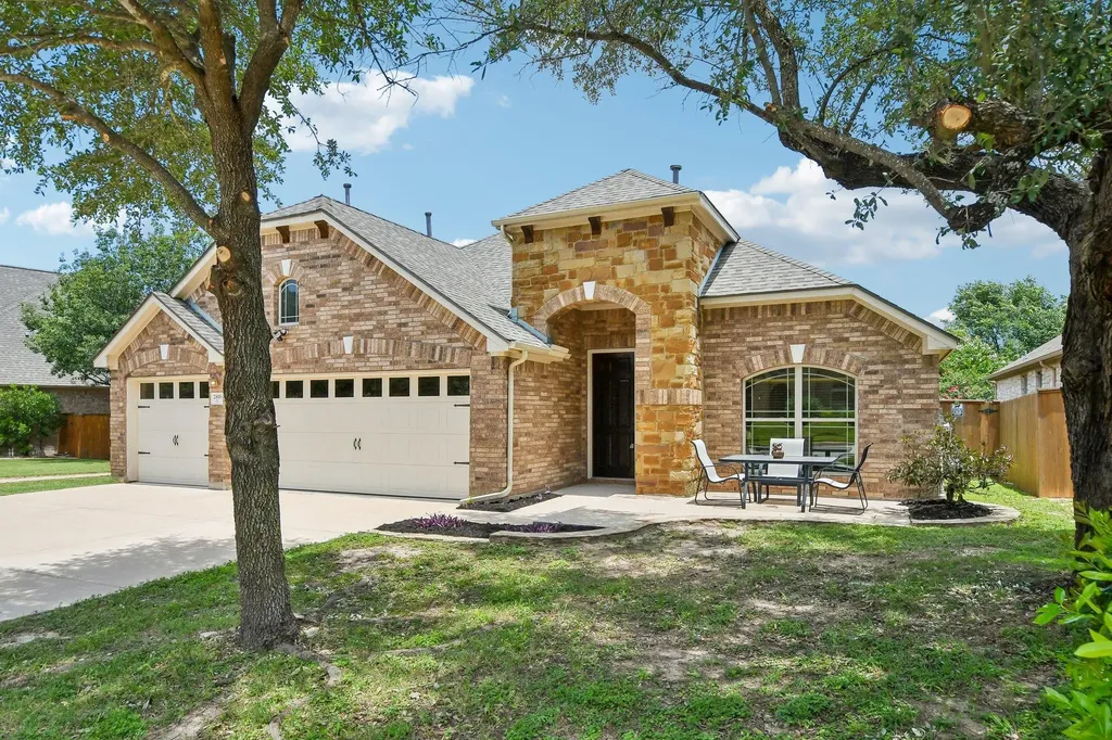2816 Homecoming Leander TX 78641