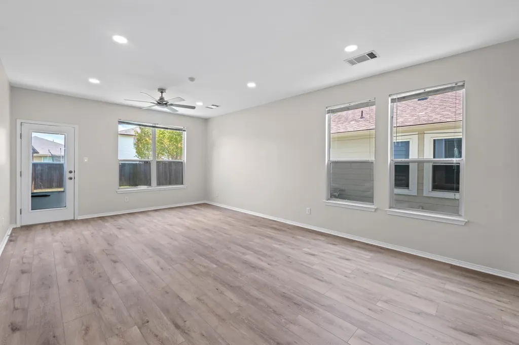 3207 Wickham Lane Austin TX 78725