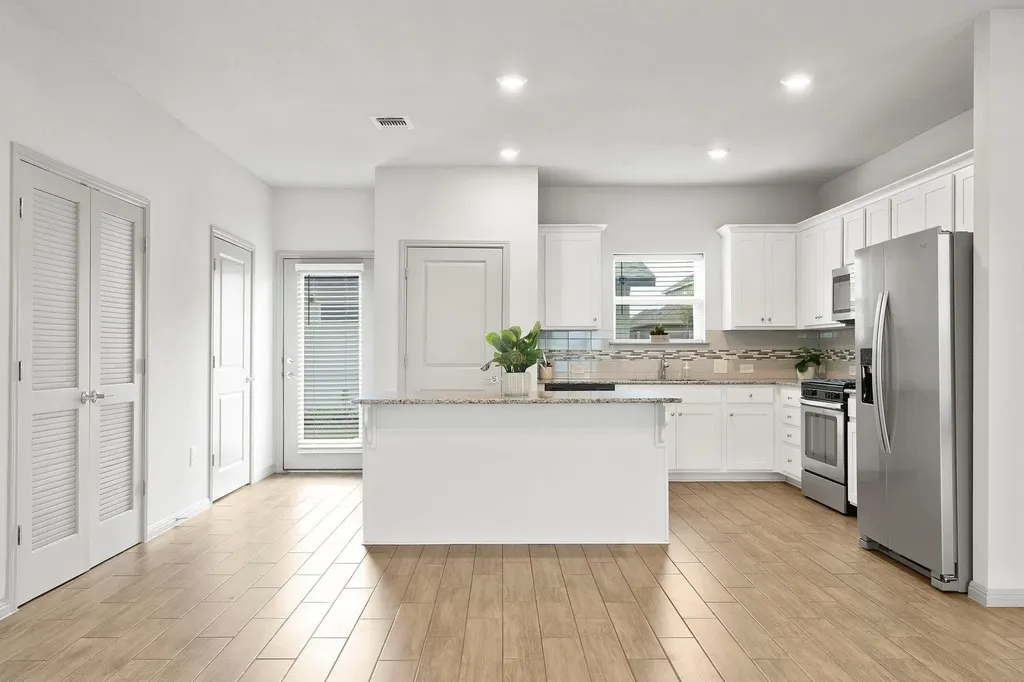 5913-B Charles Merle Drive Austin TX 78747