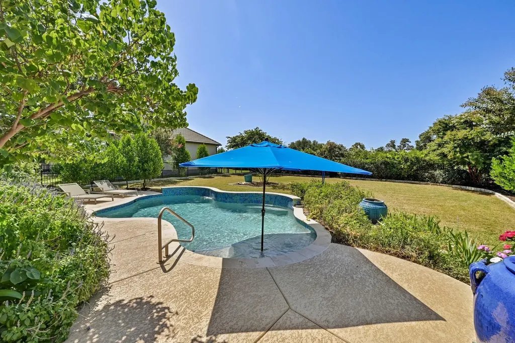 228 Cimarron Hills Trail E Georgetown TX 78628