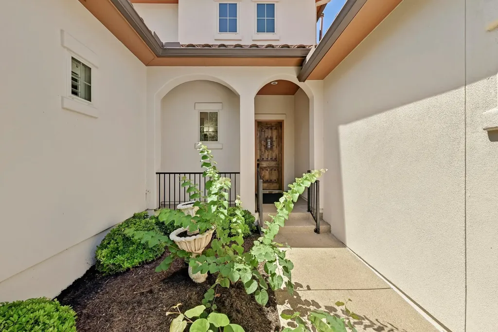 228 Cimarron Hills Trail E Georgetown TX 78628