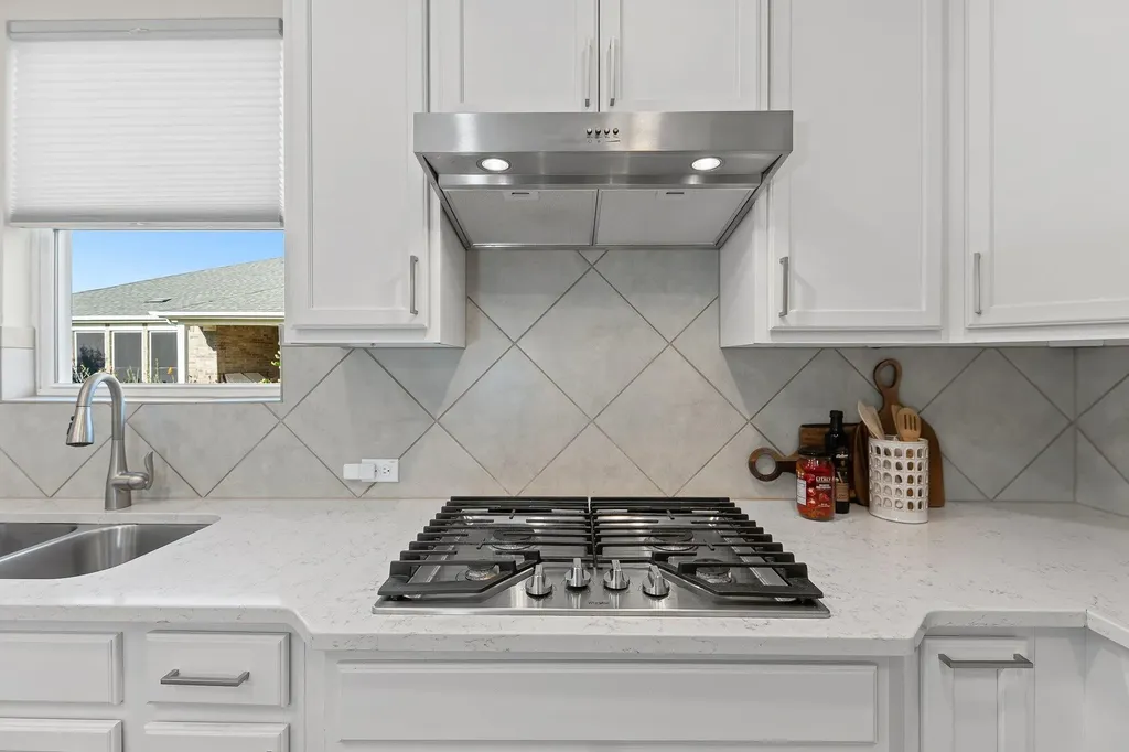 215 Hanging Star Lane Georgetown TX 78633