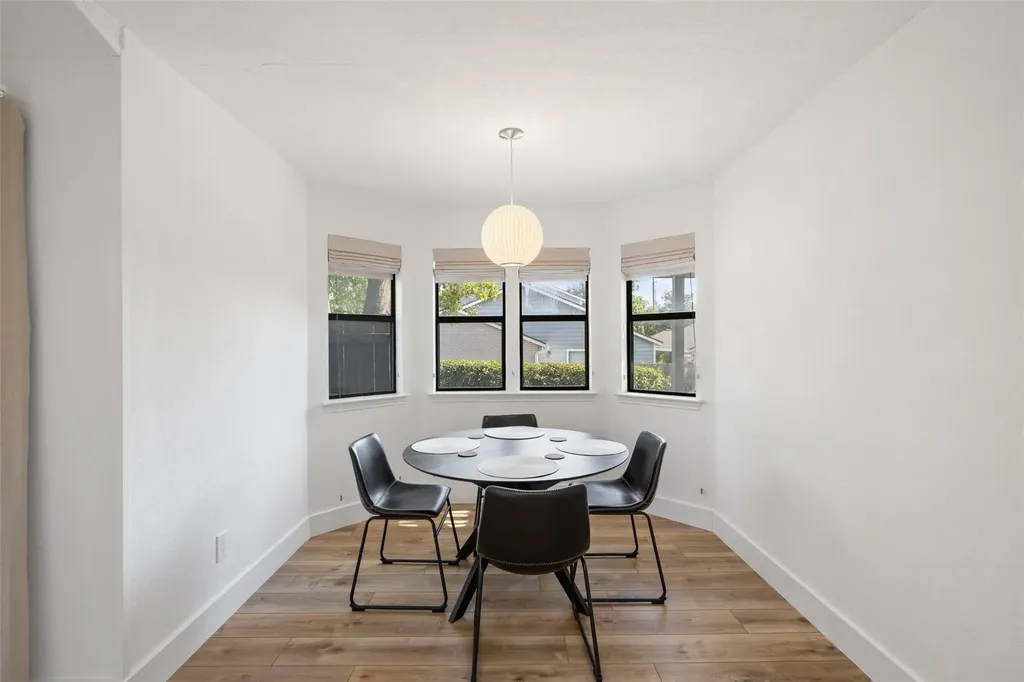 2001 Parker Lane Austin TX 78741