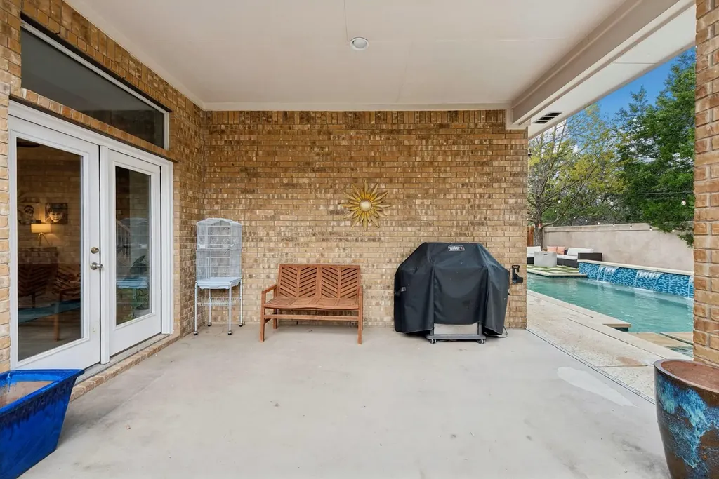 320 El Socorro Austin TX 78732