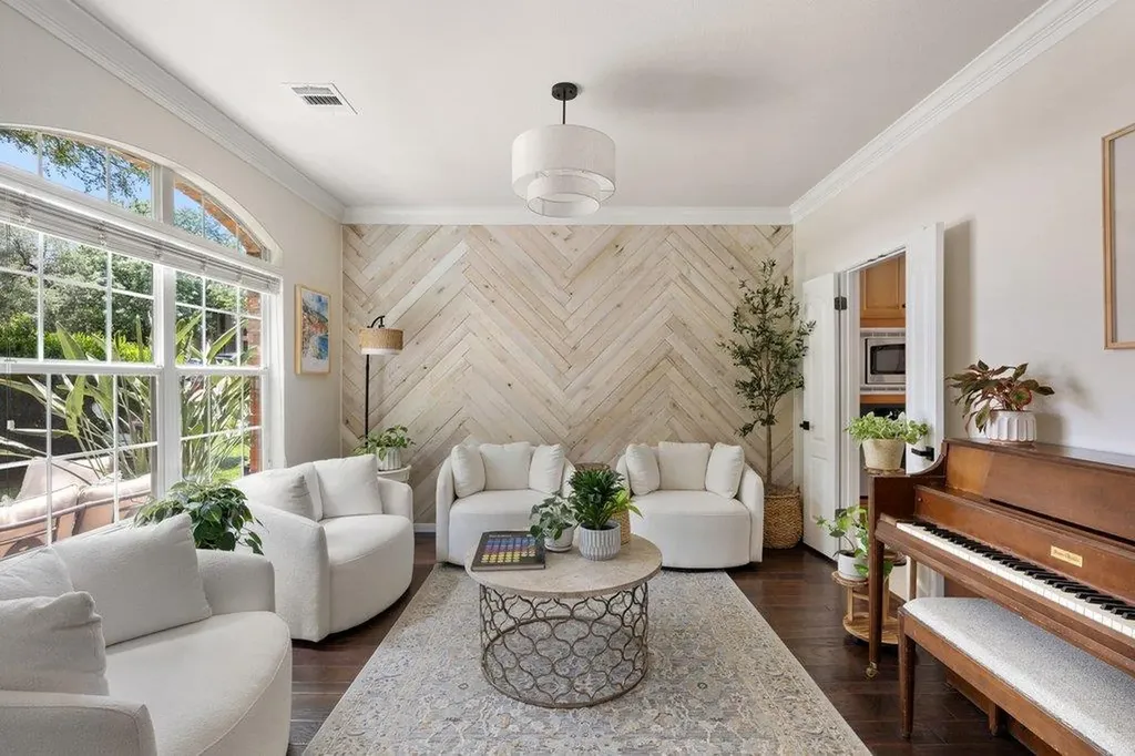 6704 Kiev Cove Austin TX 78739