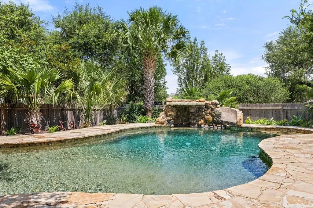 6704 Kiev Cove Austin TX 78739