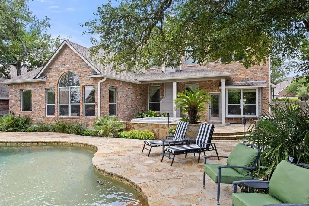 6704 Kiev Cove Austin TX 78739