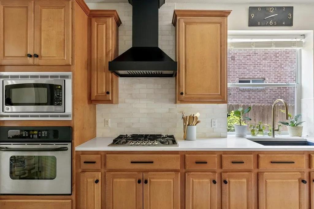 6704 Kiev Cove Austin TX 78739