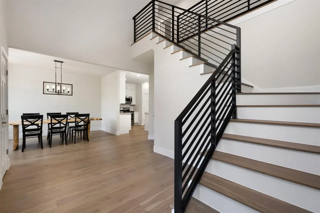 5725 Misty Hill Cove Austin TX 78759