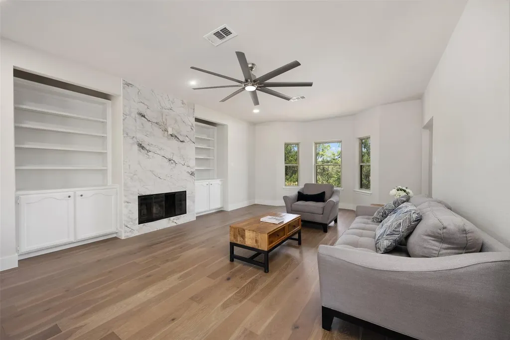 5725 Misty Hill Cove Austin TX 78759