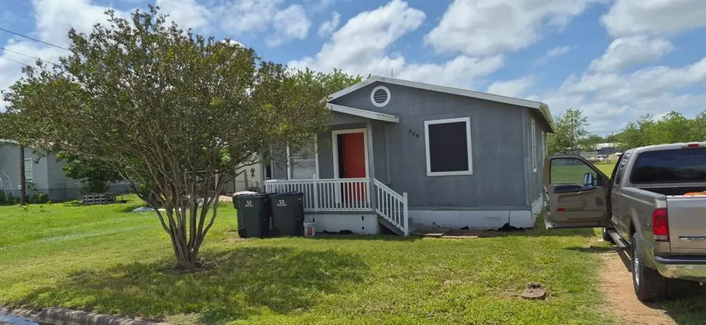 468 W Washington (2 Lots) Street Giddings TX 78942