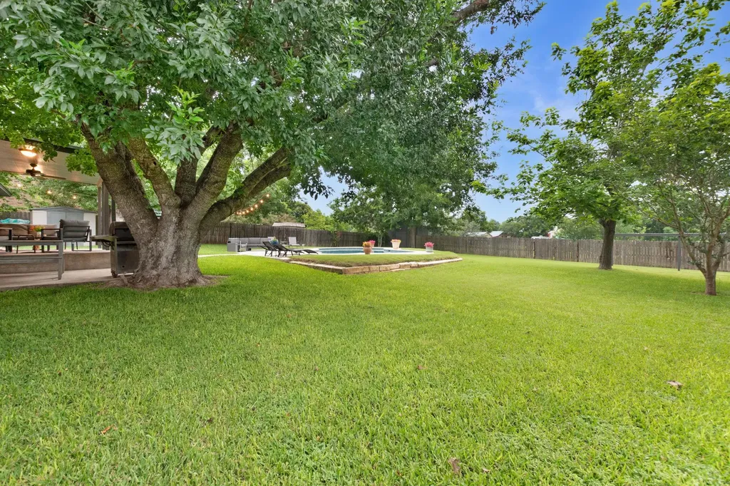 1501 Wofford Drive Burnet TX 78611
