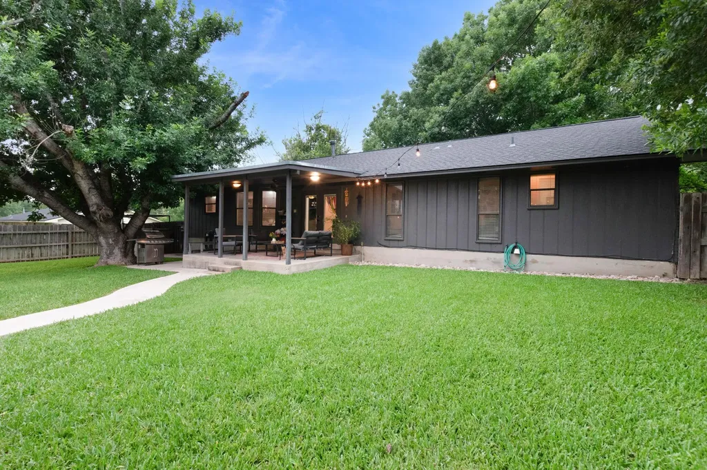 1501 Wofford Drive Burnet TX 78611