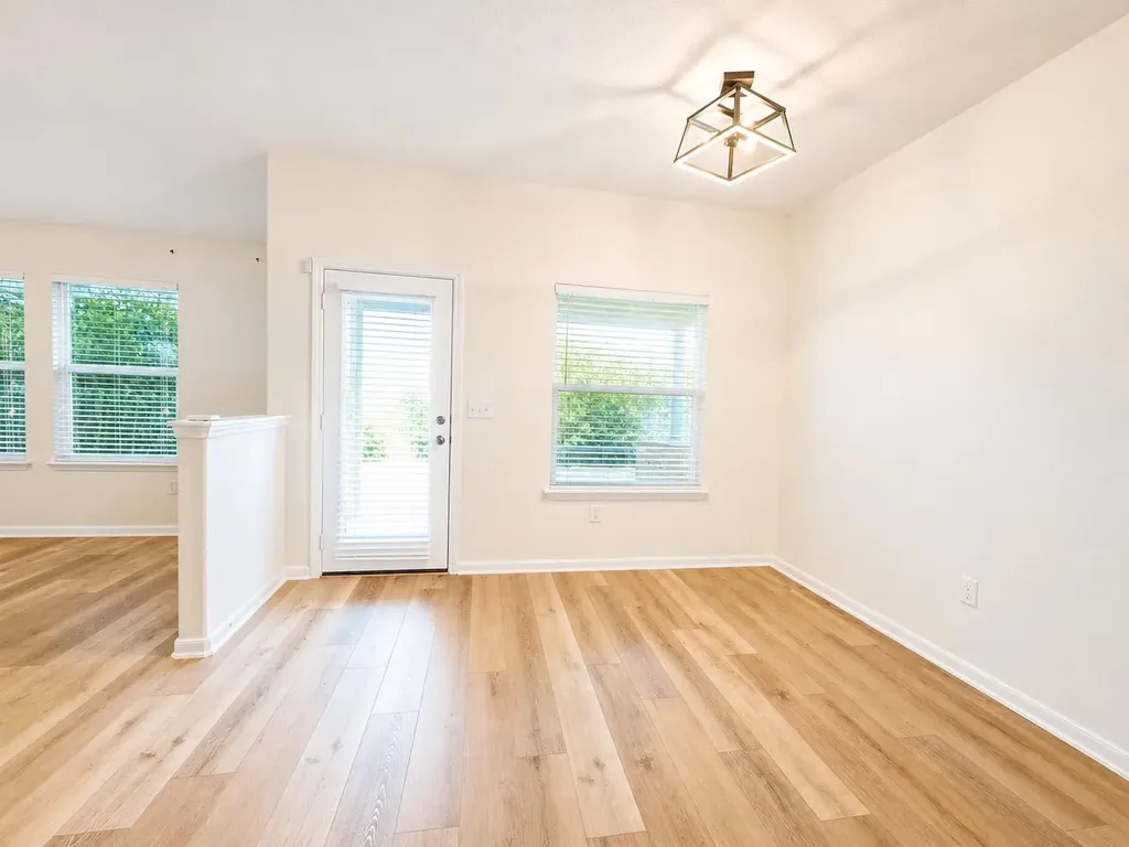 202 Mossberg Lane Bastrop TX 78602