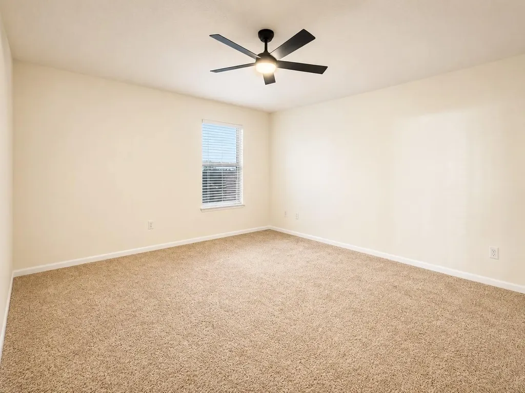 202 Mossberg Lane Bastrop TX 78602