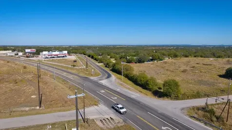 112 Loop 308 Briggs TX 78608