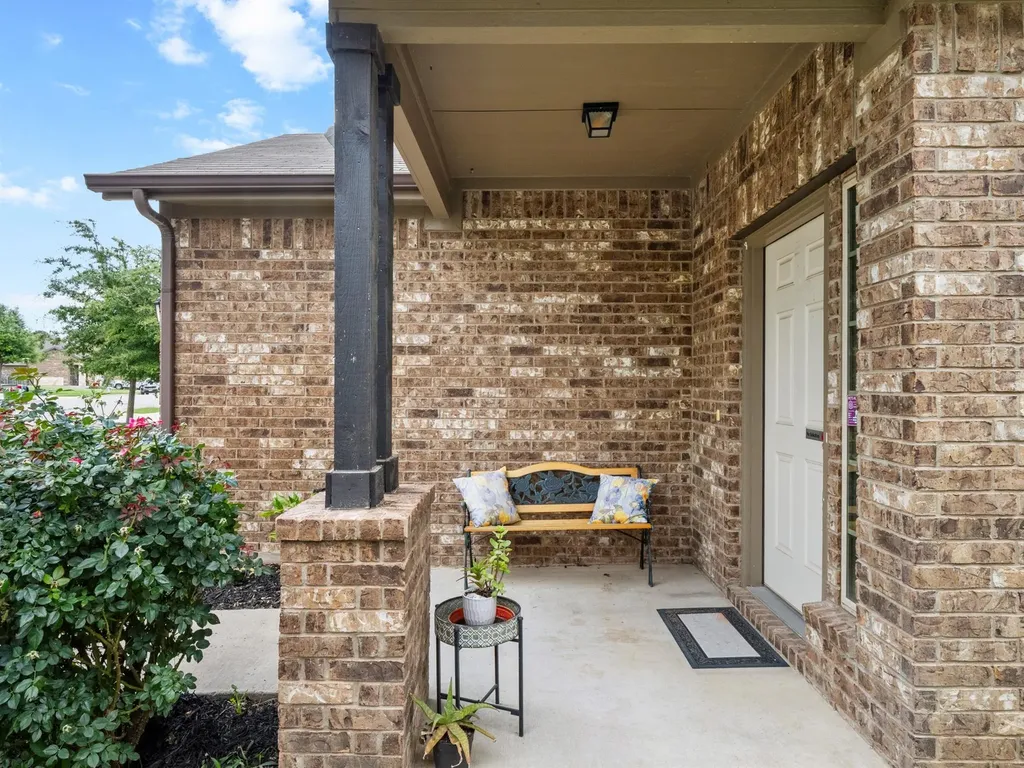109 Lambert Street Leander TX 78641