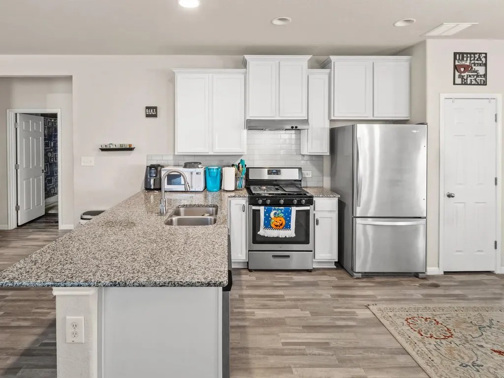 109 Lambert Street Leander TX 78641