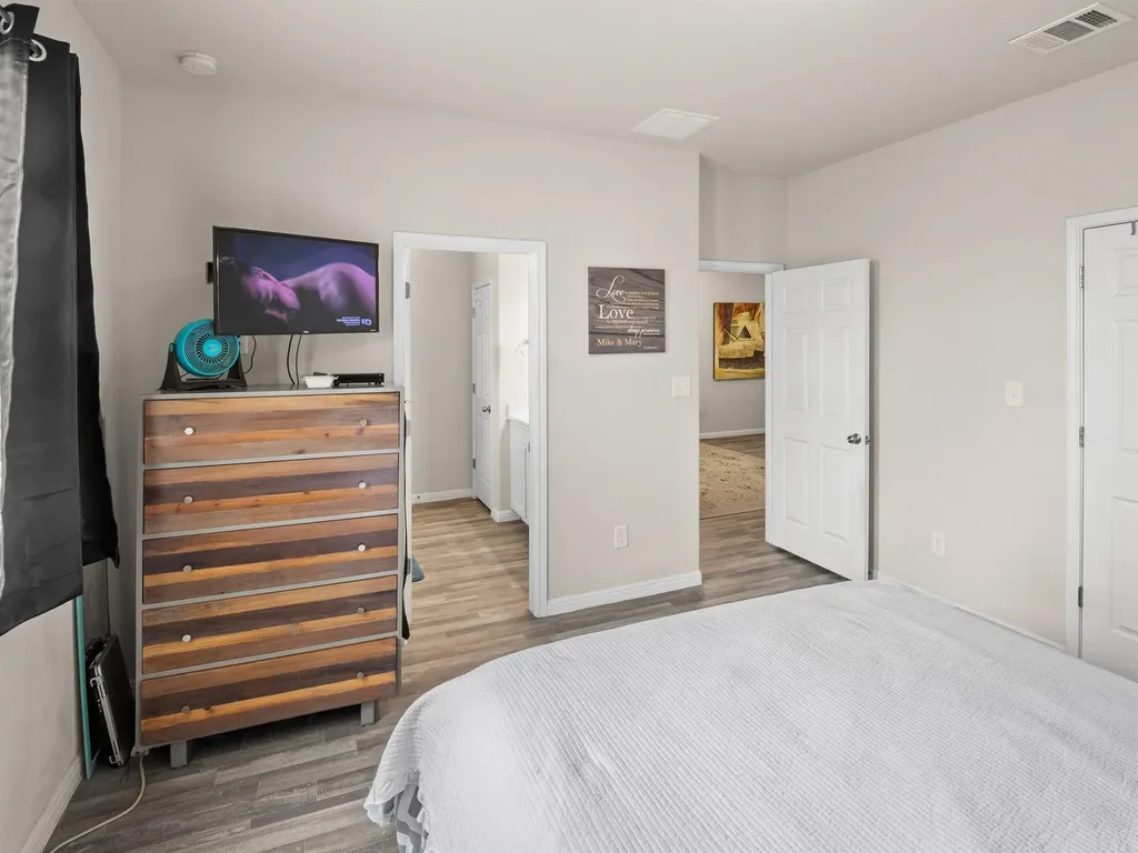 109 Lambert Street Leander TX 78641