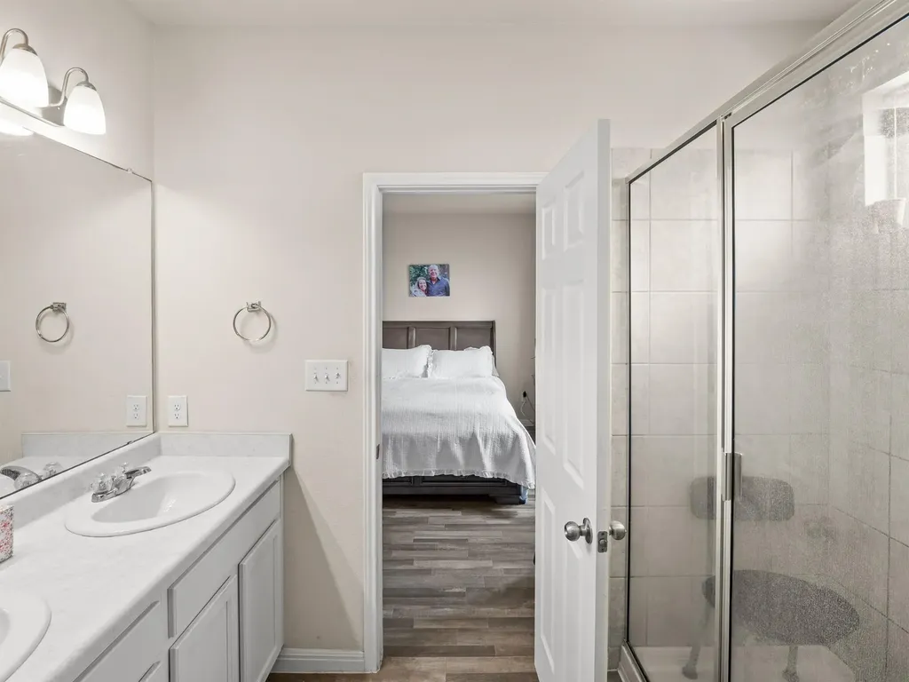 109 Lambert Street Leander TX 78641