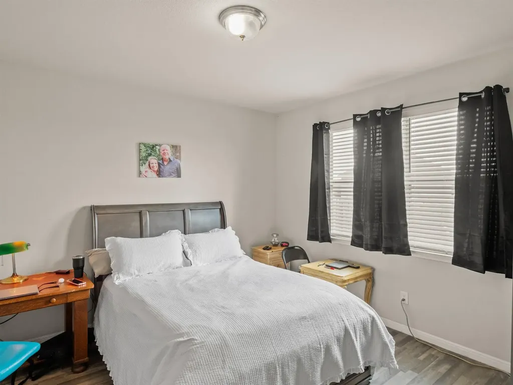 109 Lambert Street Leander TX 78641