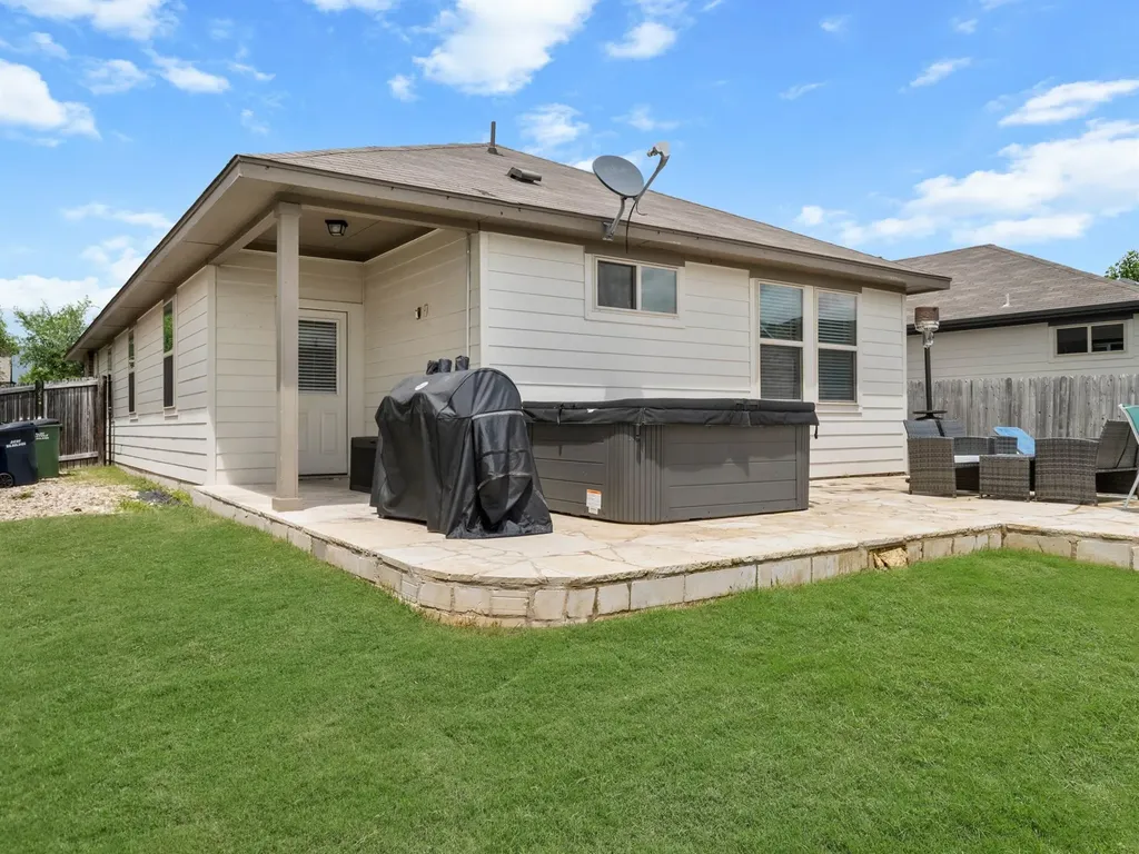 109 Lambert Street Leander TX 78641