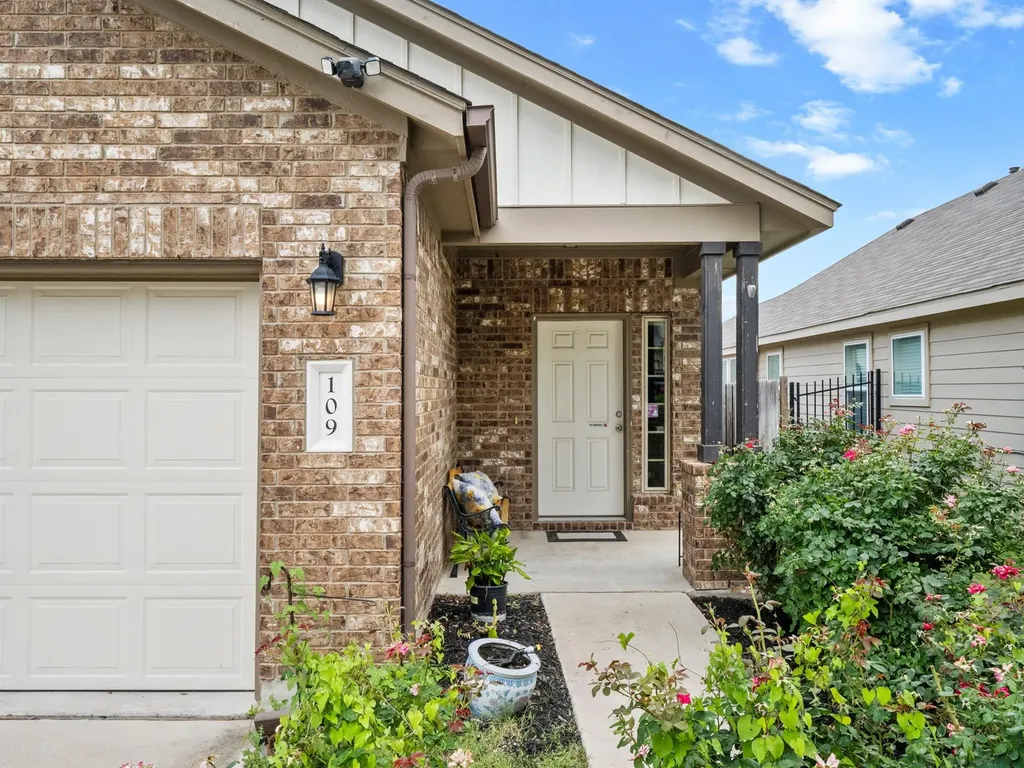 109 Lambert Street Leander TX 78641