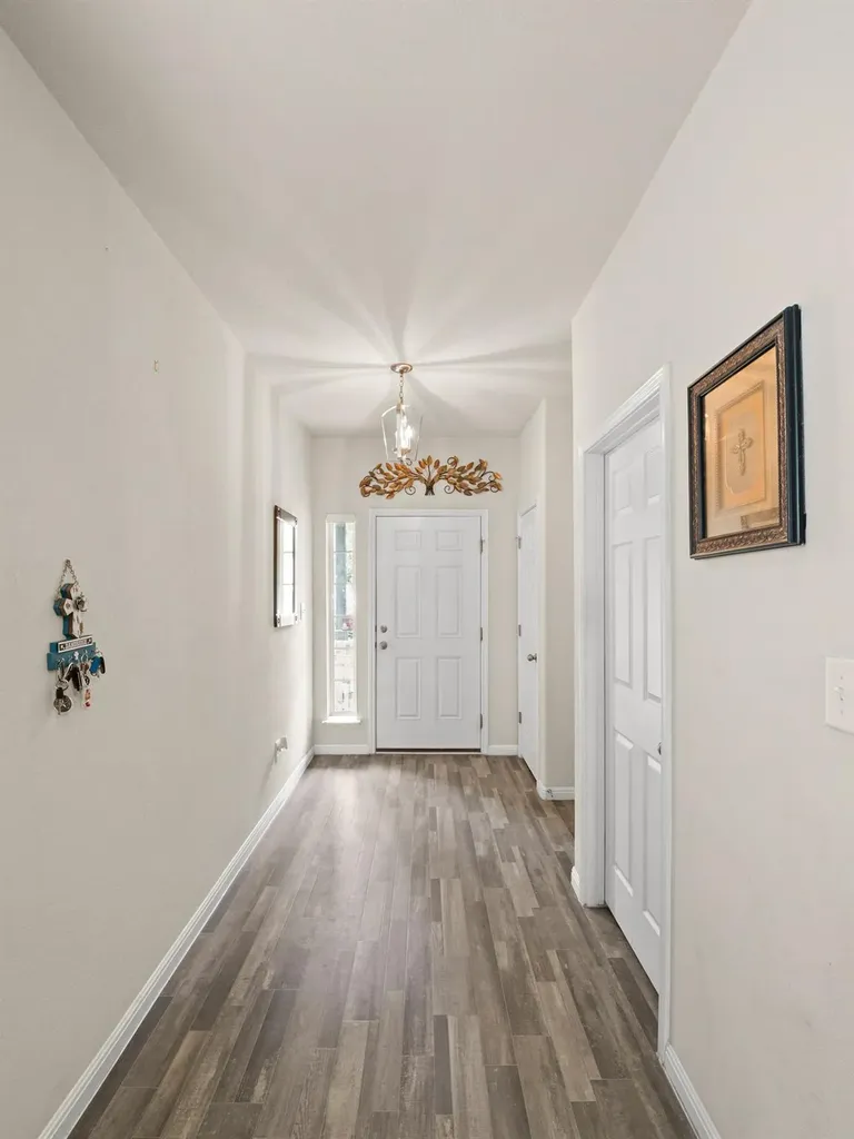 109 Lambert Street Leander TX 78641