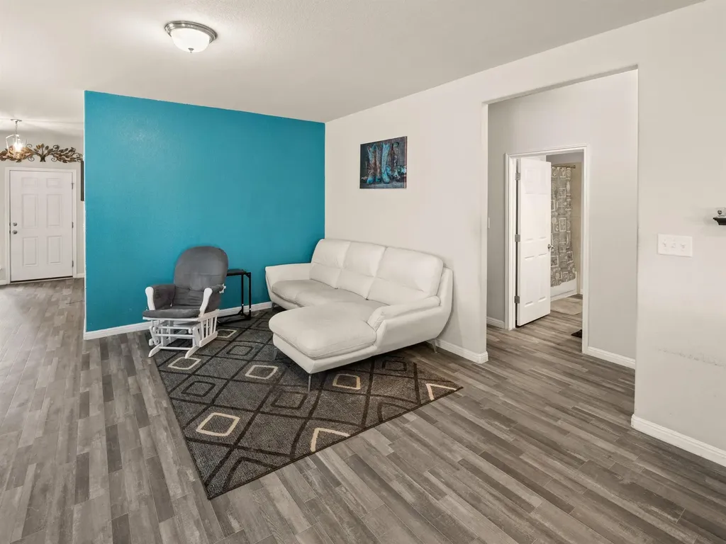 109 Lambert Street Leander TX 78641