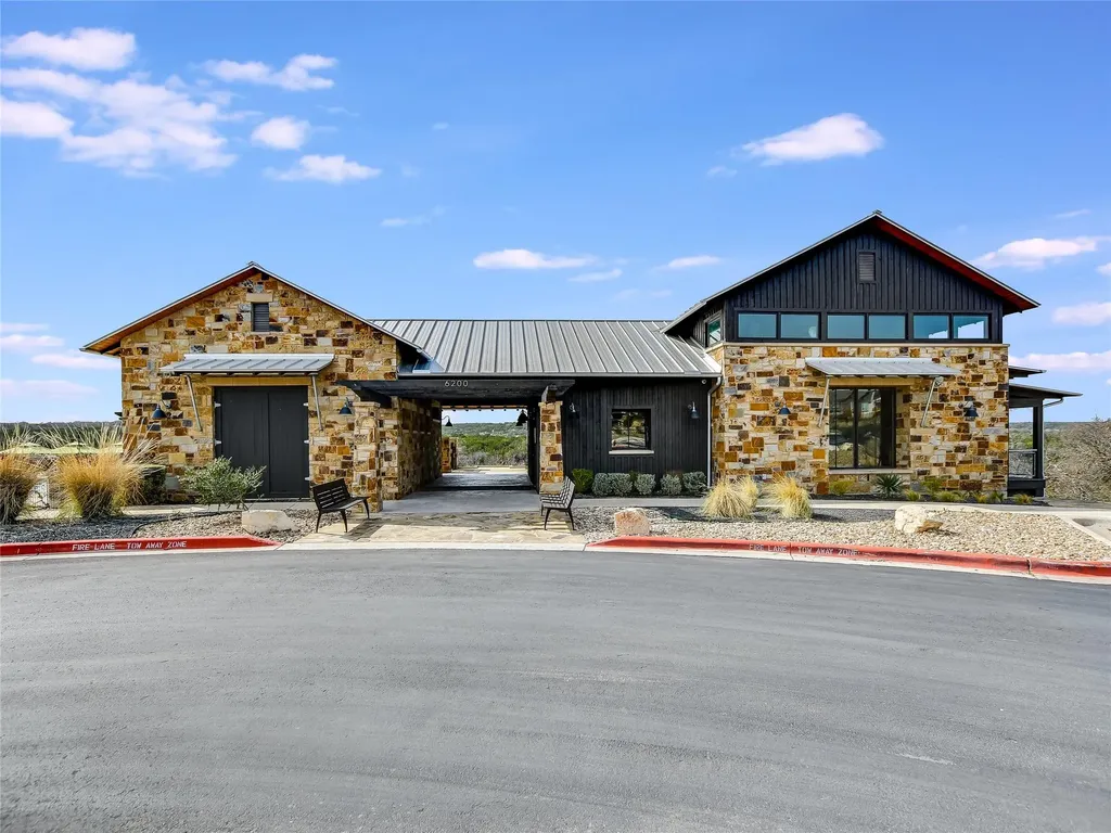 18616 Tanner Bayou Loop Austin TX 78738