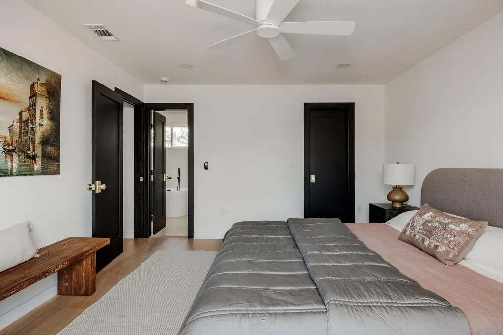 2210 Comburg Castle Way Austin TX 78748
