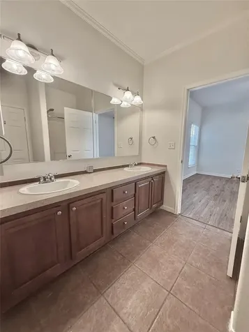 289 Heatherwood Drive Driftwood TX 78619