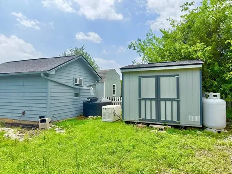 289 Heatherwood Drive Driftwood TX 78619