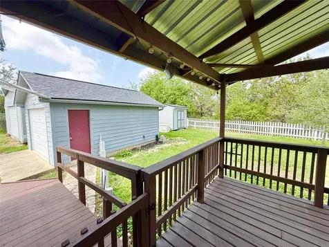 289 Heatherwood Drive Driftwood TX 78619