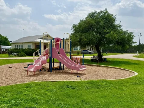 289 Heatherwood Drive Driftwood TX 78619