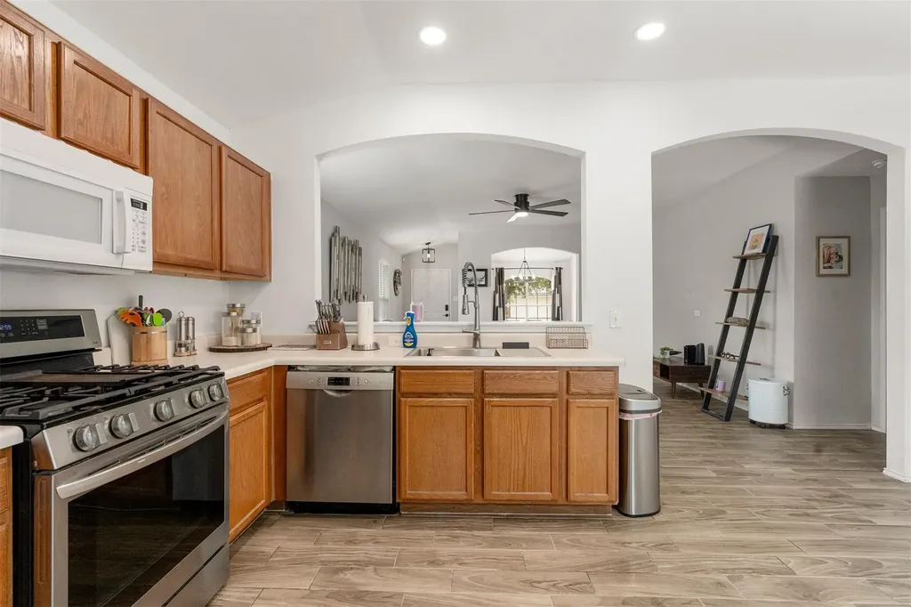 340 Feathergrass Drive Buda TX 78610
