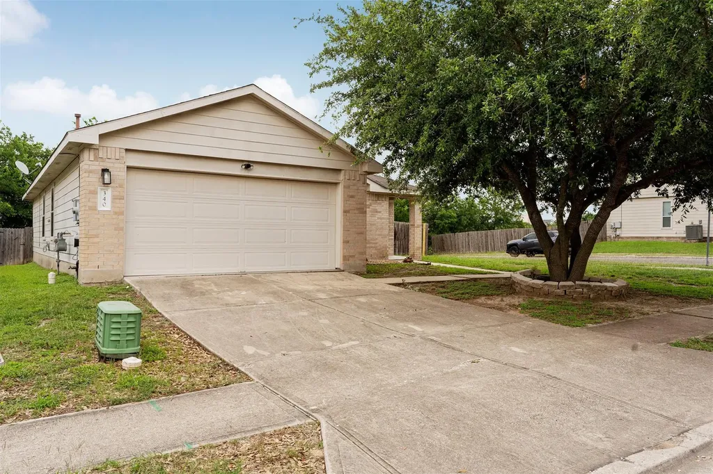 340 Feathergrass Drive Buda TX 78610