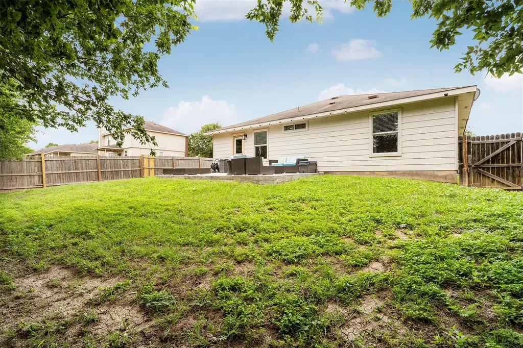 340 Feathergrass Drive Buda TX 78610