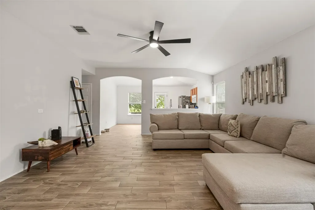 340 Feathergrass Drive Buda TX 78610